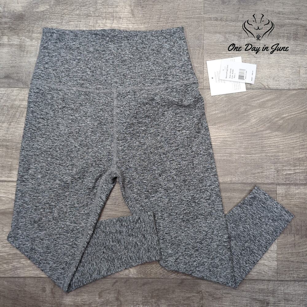 BeyondYoga Cropped Yoga Pants Size L